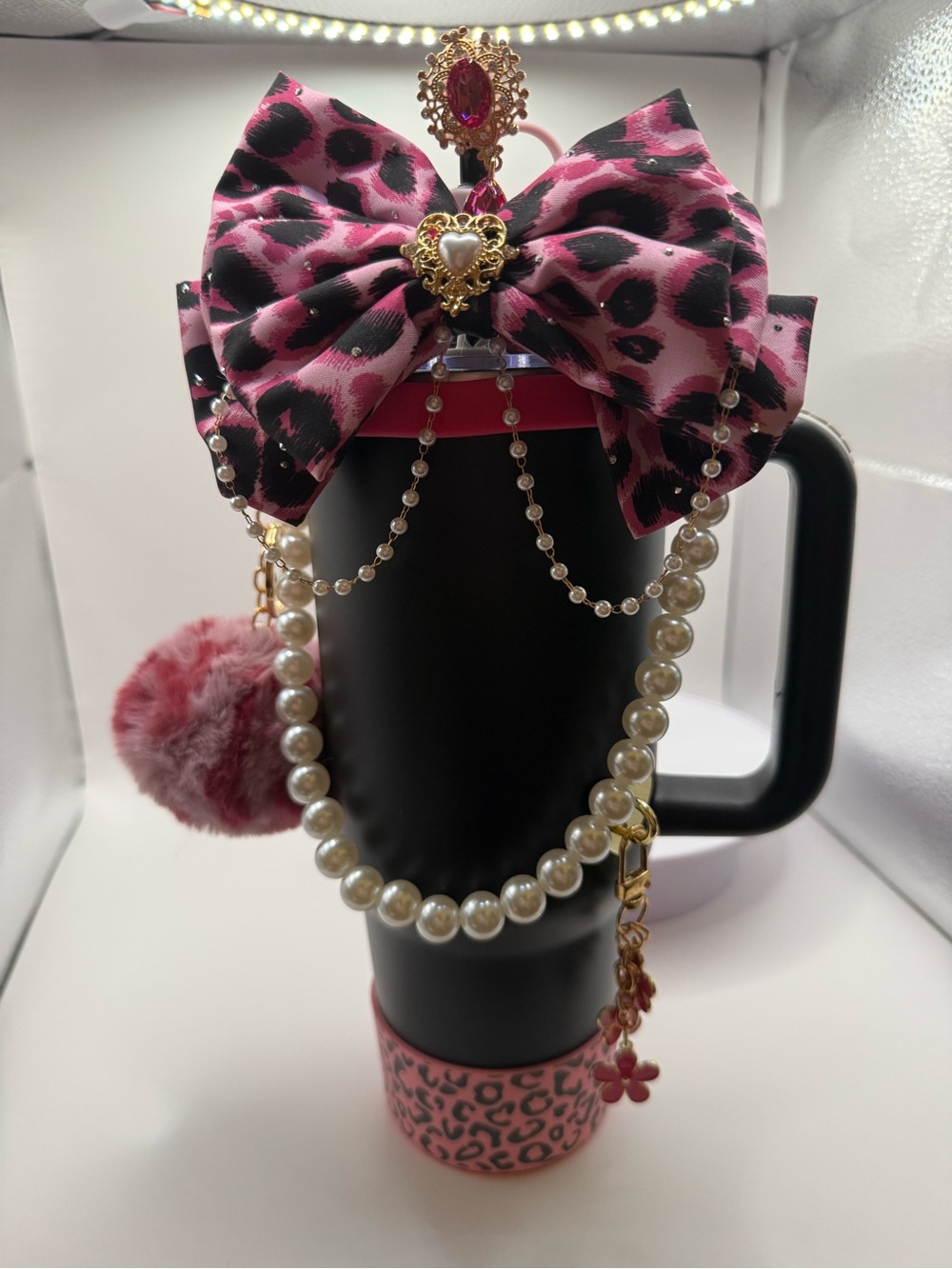 Pink Leopard Bow Pearl Charm Cup Handle Accessory